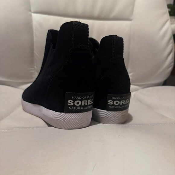 Sorel Out 'N About Slip-On Wedge Bootie - Black Suede - Size 9.5 - Picture 5 of 6